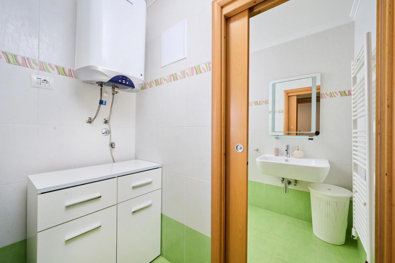 Supreme Studio Apartment Bijoux Umag Extérieur photo